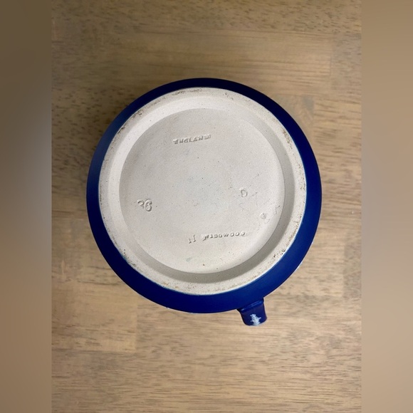 ANTIQUE WEDGWOOD DARK BLUE JASPER DIP PITCHER CIRCA 1891 - Picture 6 of 9